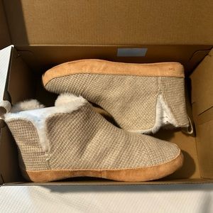 Tom’s Lola Slipper New